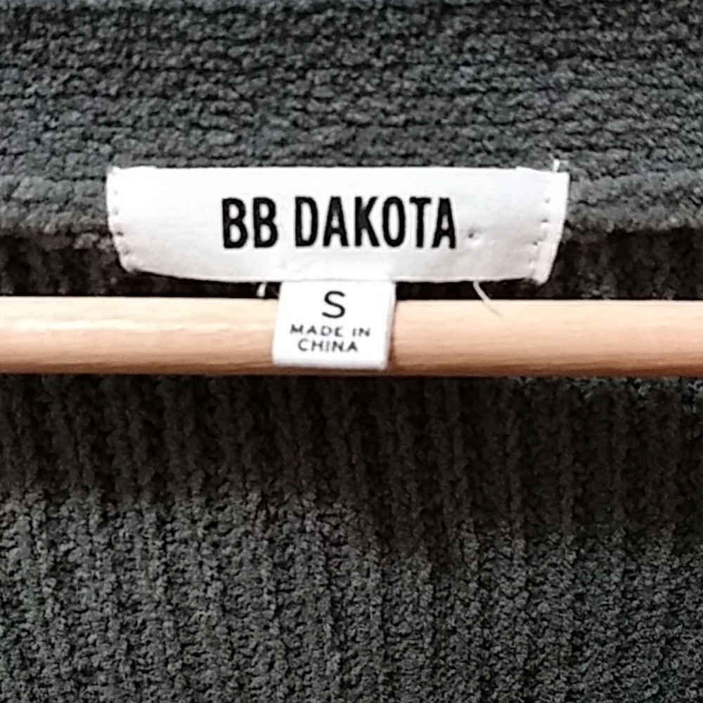 BB Dakota sweater